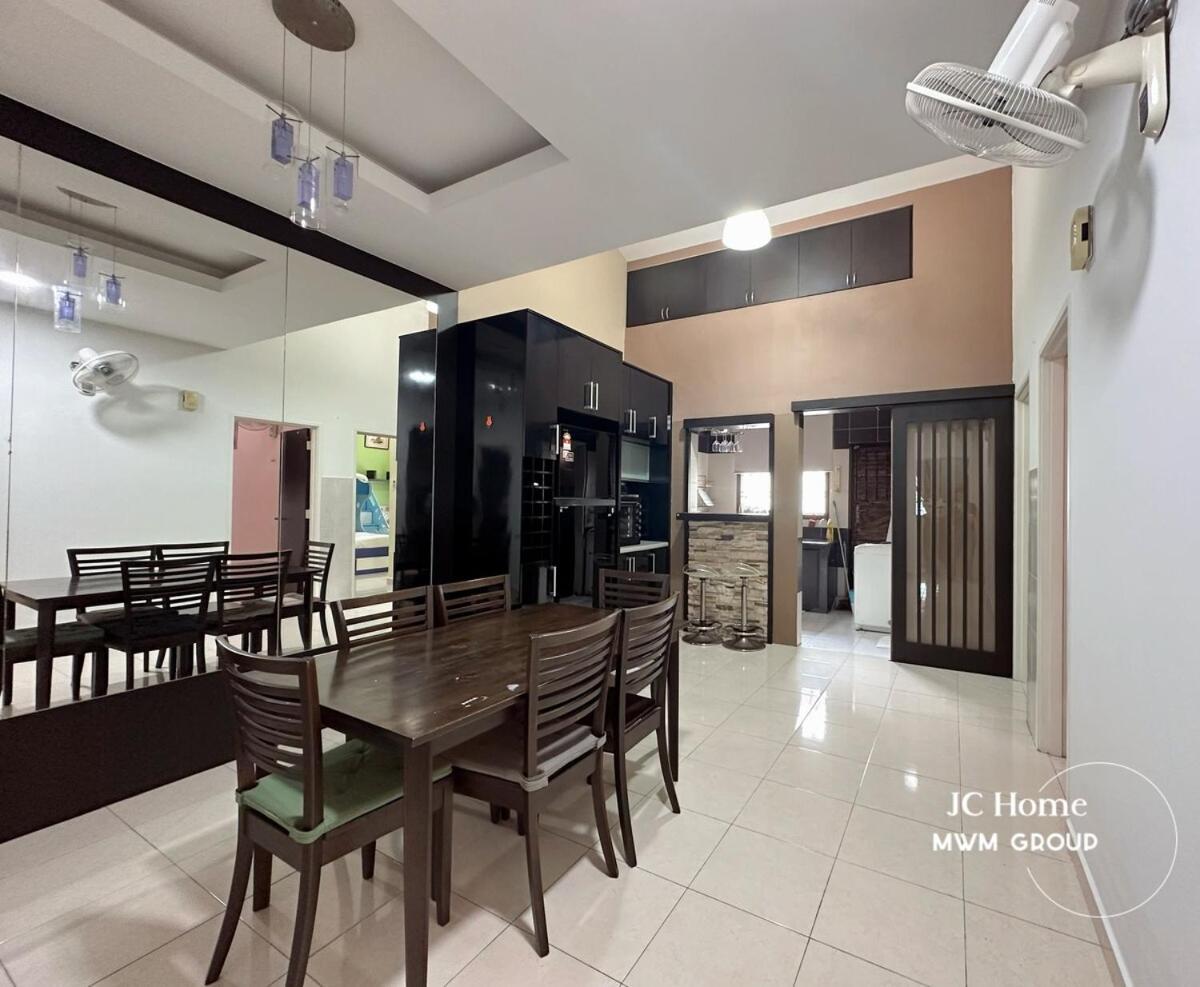 Bukit Indah 6pax Small Gathering House Bbq *
