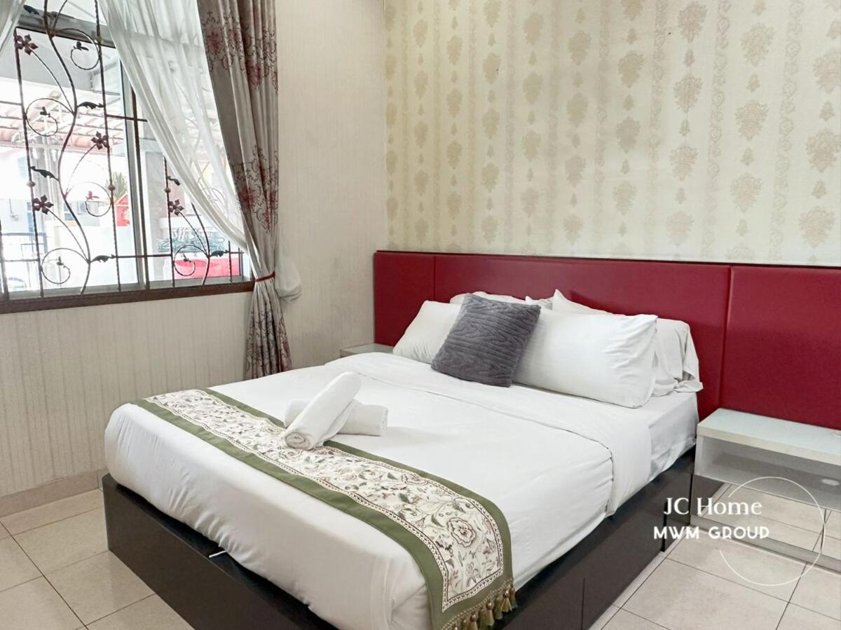 Pangsapuri Bukit Indah 6pax Small Gathering House Bbq *